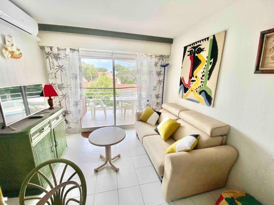 Appartement Aquarine Piscine Acces Plage à Saint-Raphaël Extérieur photo