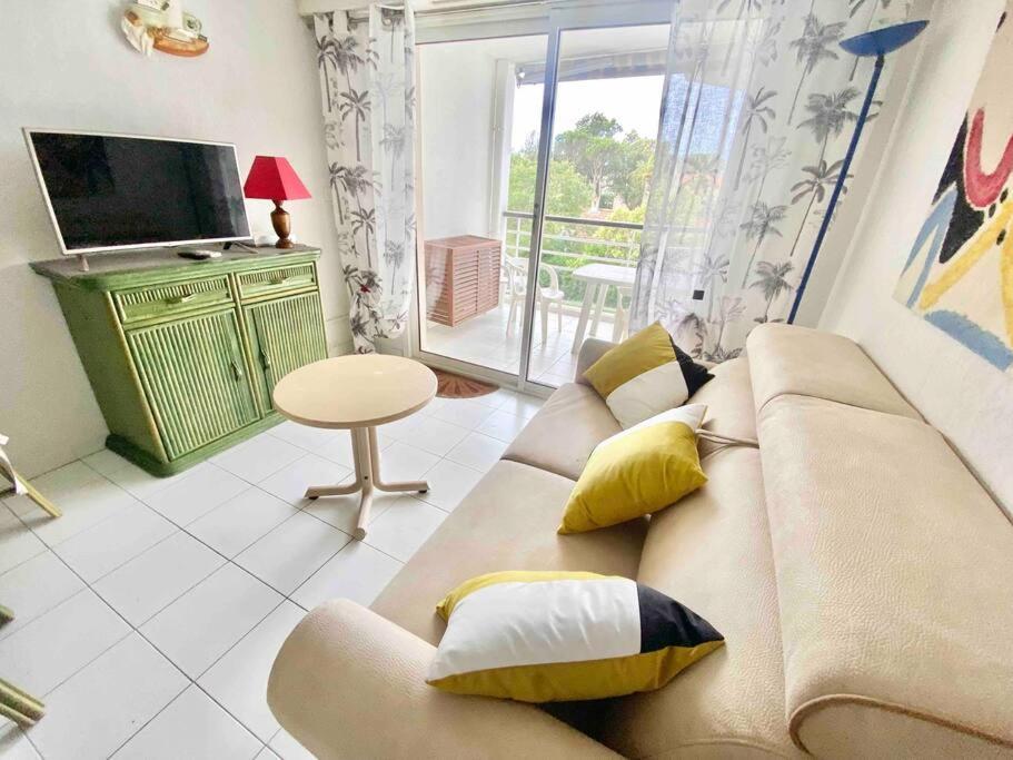 Appartement Aquarine Piscine Acces Plage à Saint-Raphaël Extérieur photo
