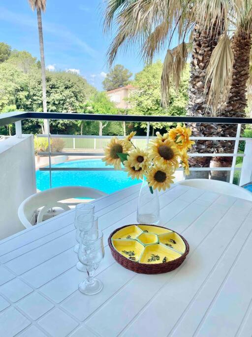 Appartement Aquarine Piscine Acces Plage à Saint-Raphaël Extérieur photo